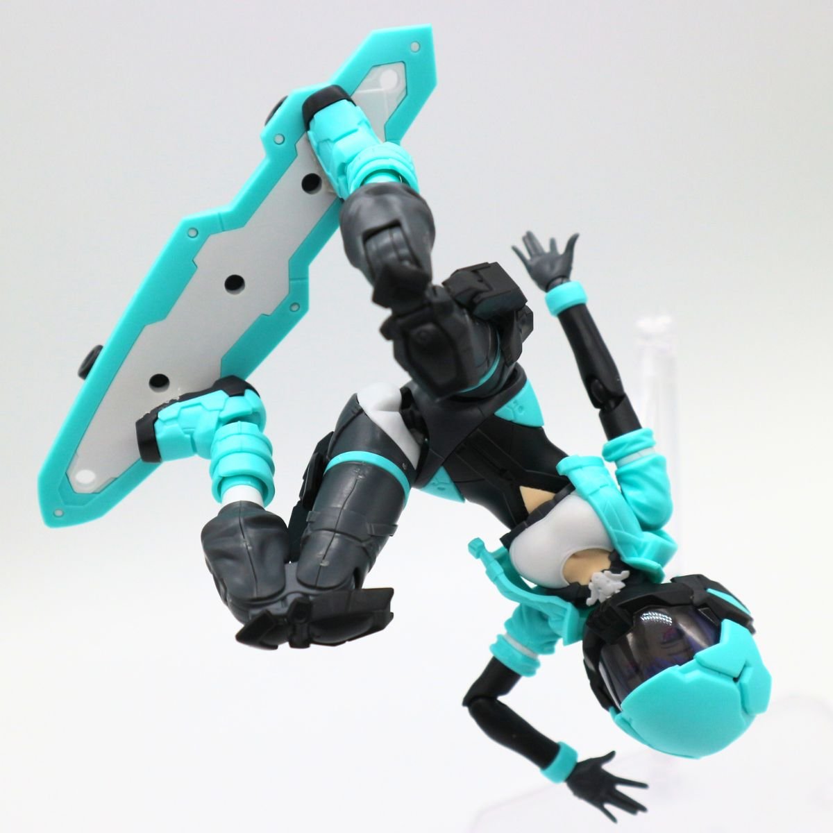 250918rydira046