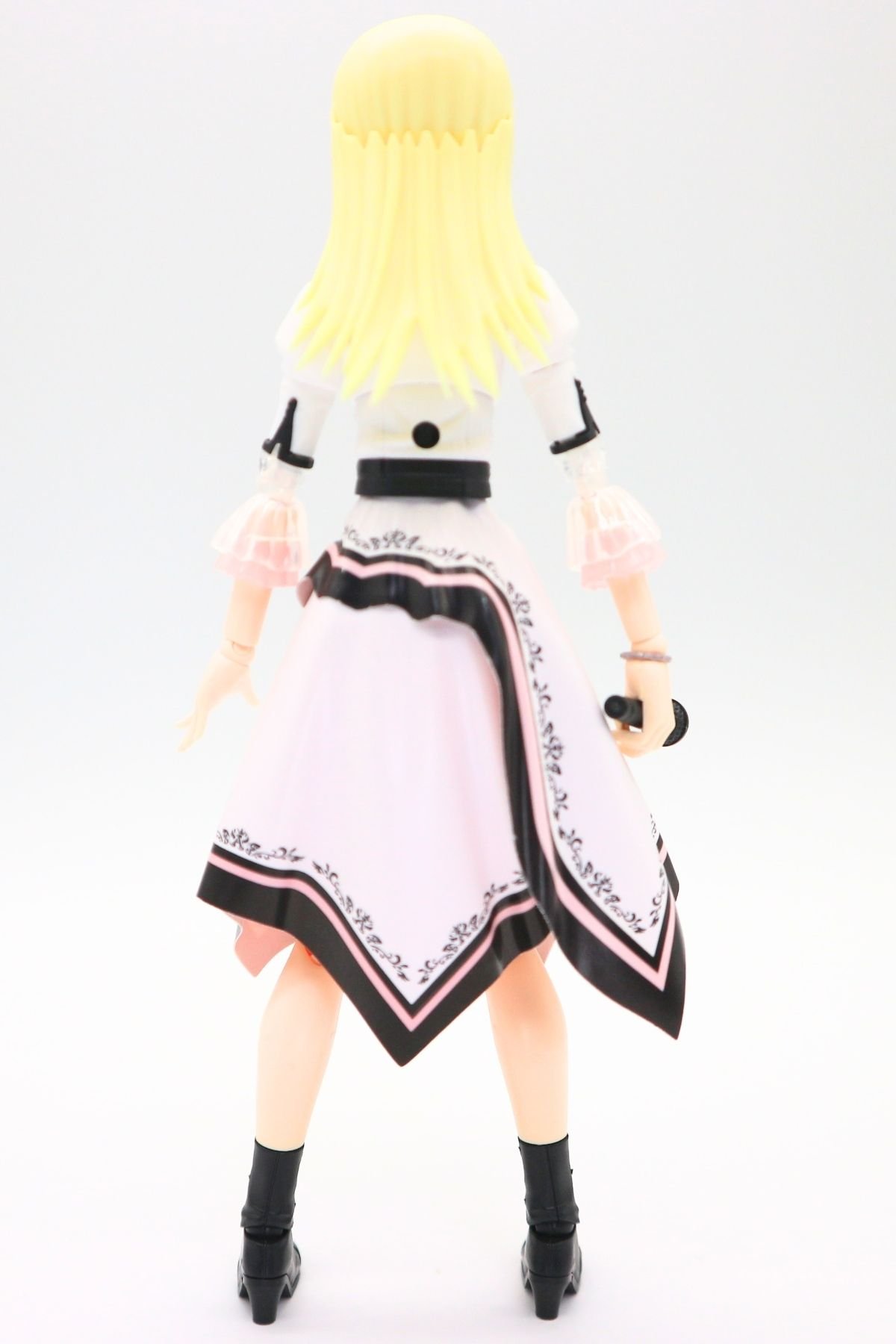260416lirinel0 (3)