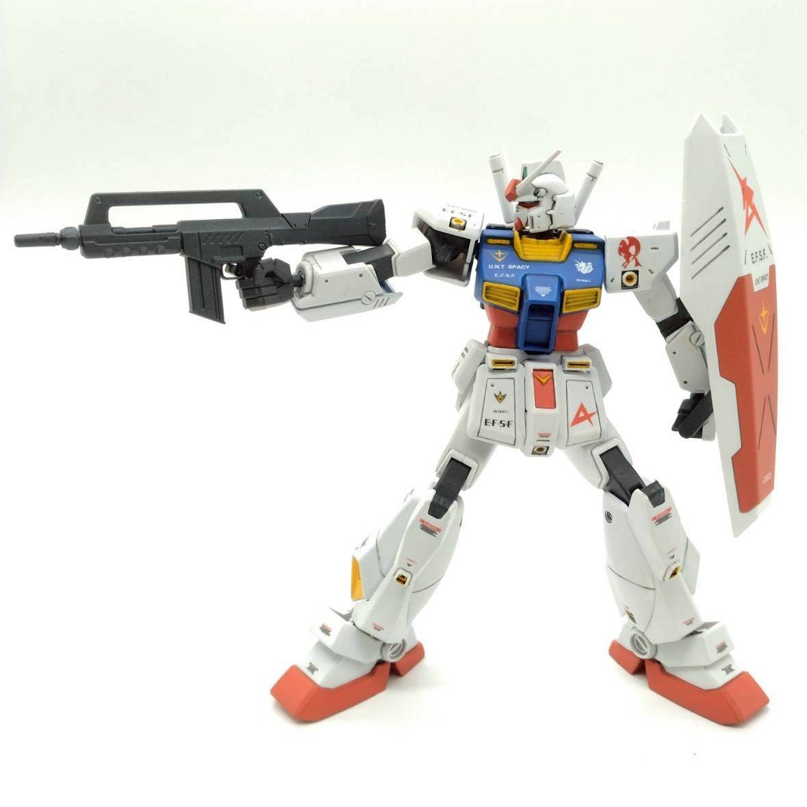 amuro-alex-8-posing-2