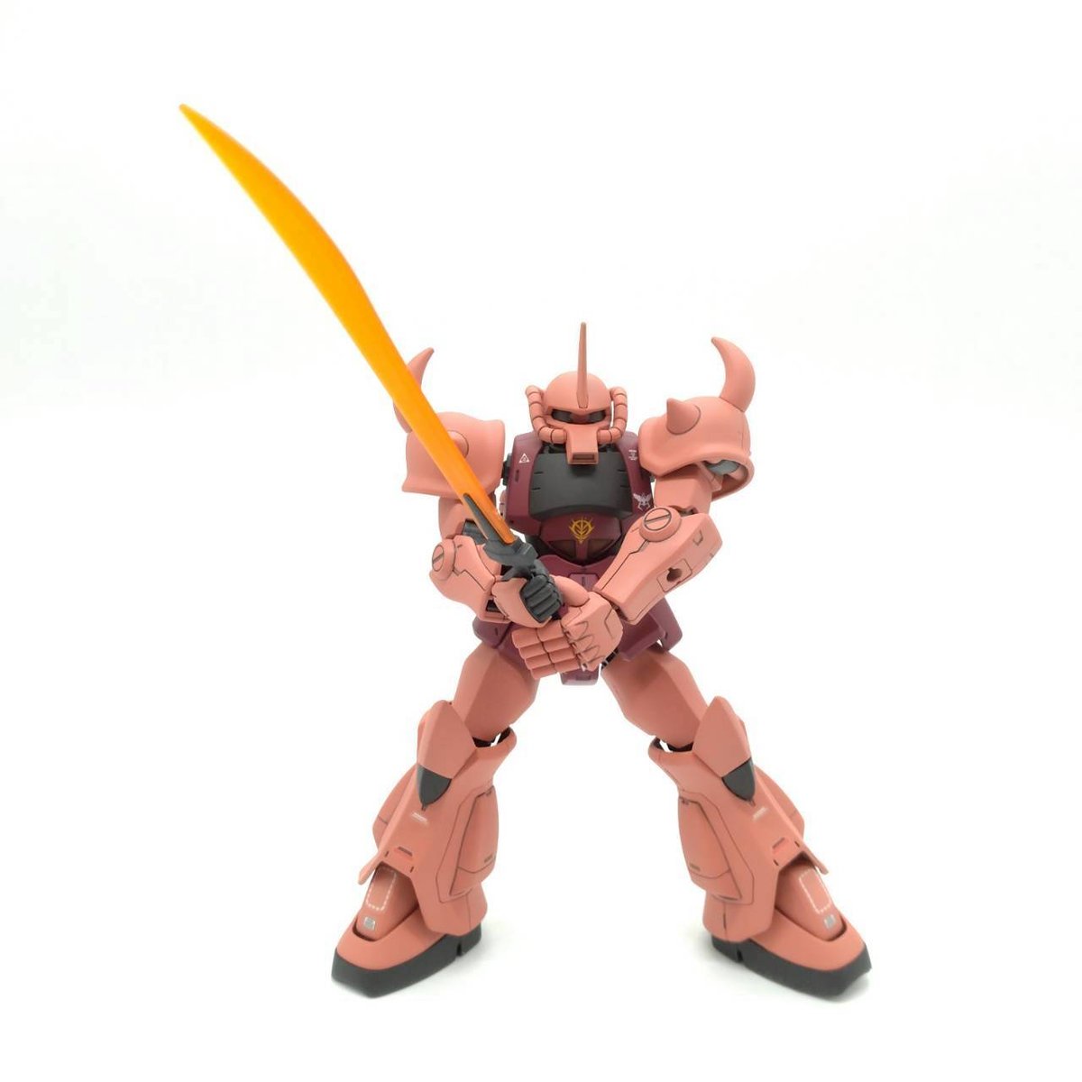 chars-gouf-8-posing-3