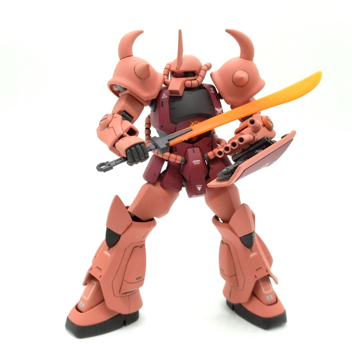 chars-gouf-8-posing-4