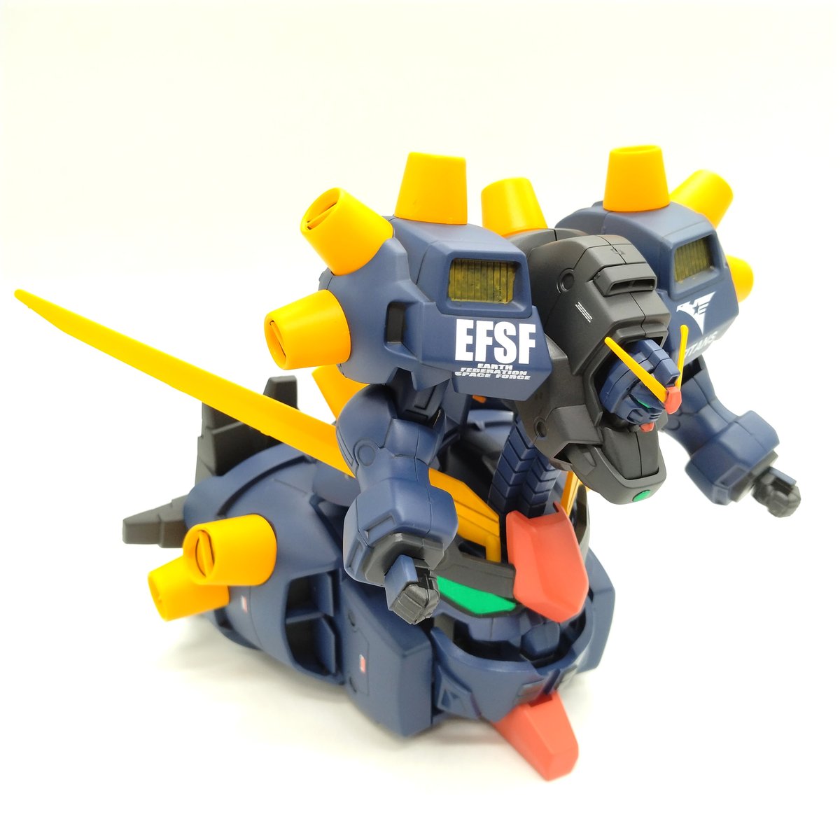 devilgundam-titans-2-detail-4