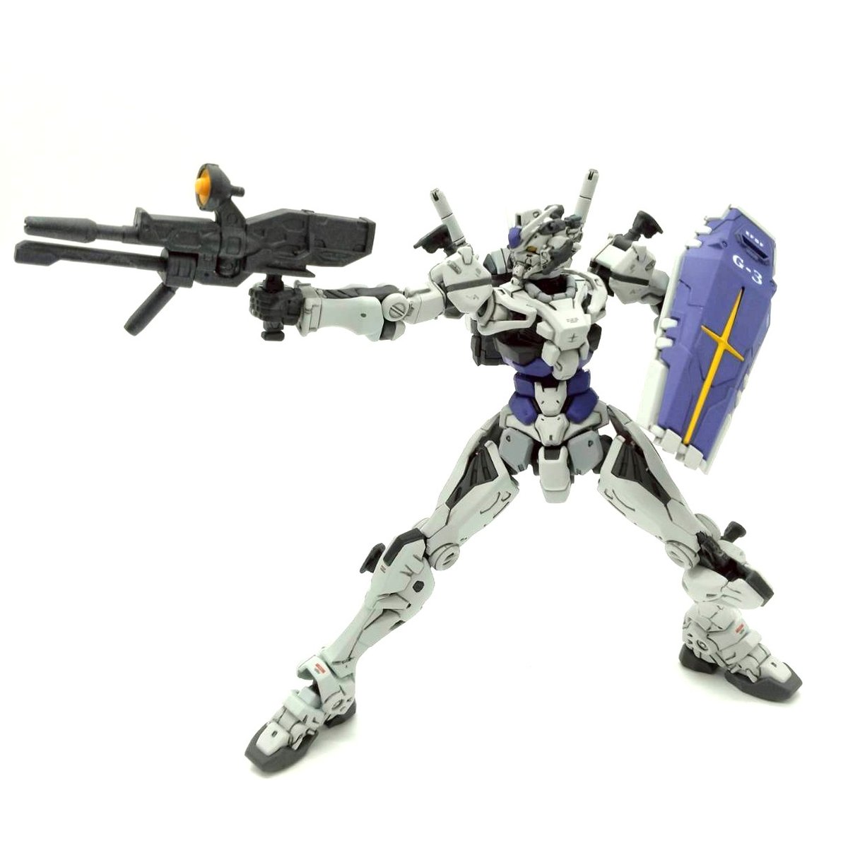 g-3gungam-gq-8-posing-4