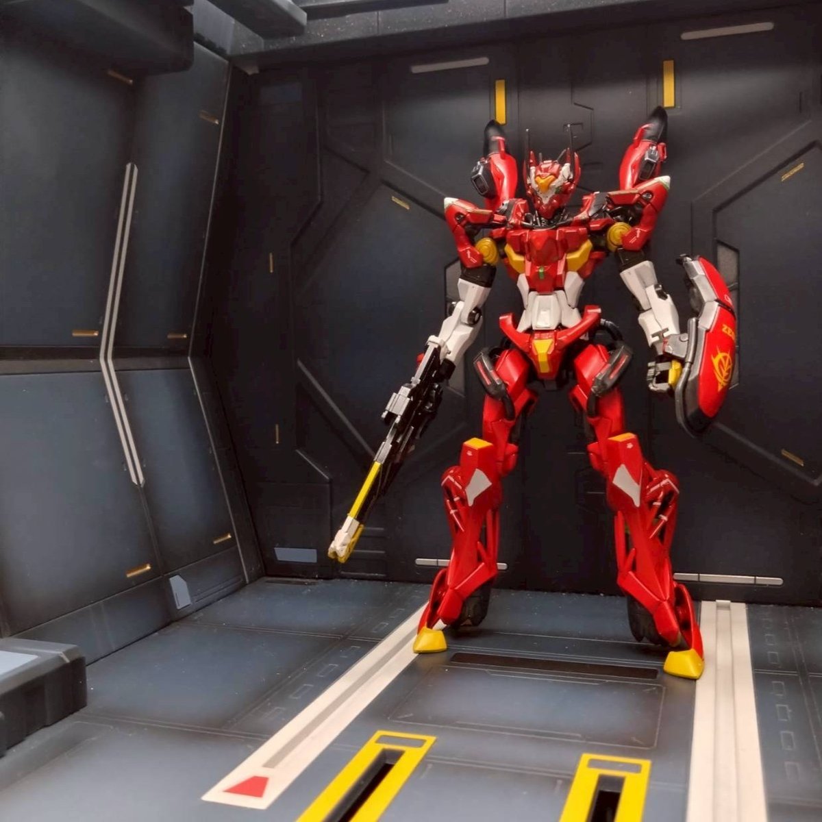 gquuuuuux-pm02-8-gallery-1