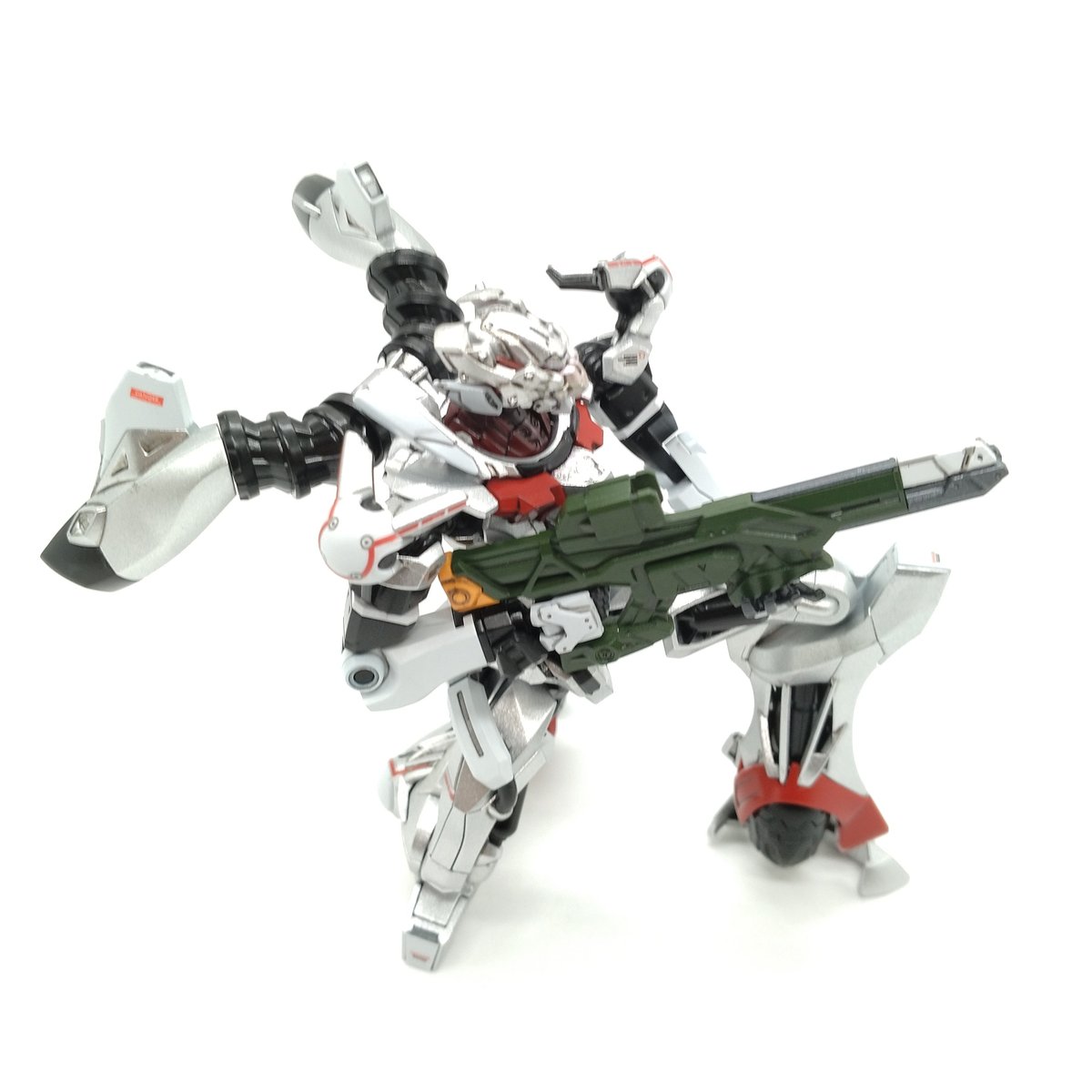 gquuuuuux-pm04-8-posing-16