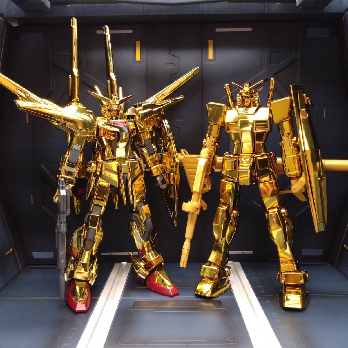 gundam-gold-6-21