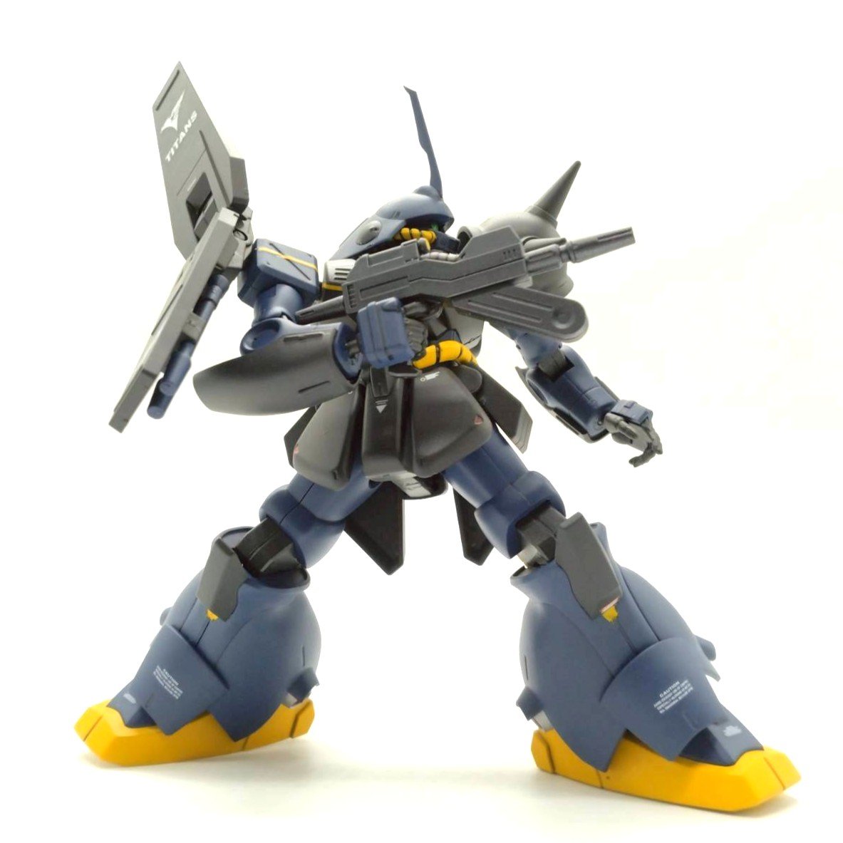 marasai-t-8-posing-2