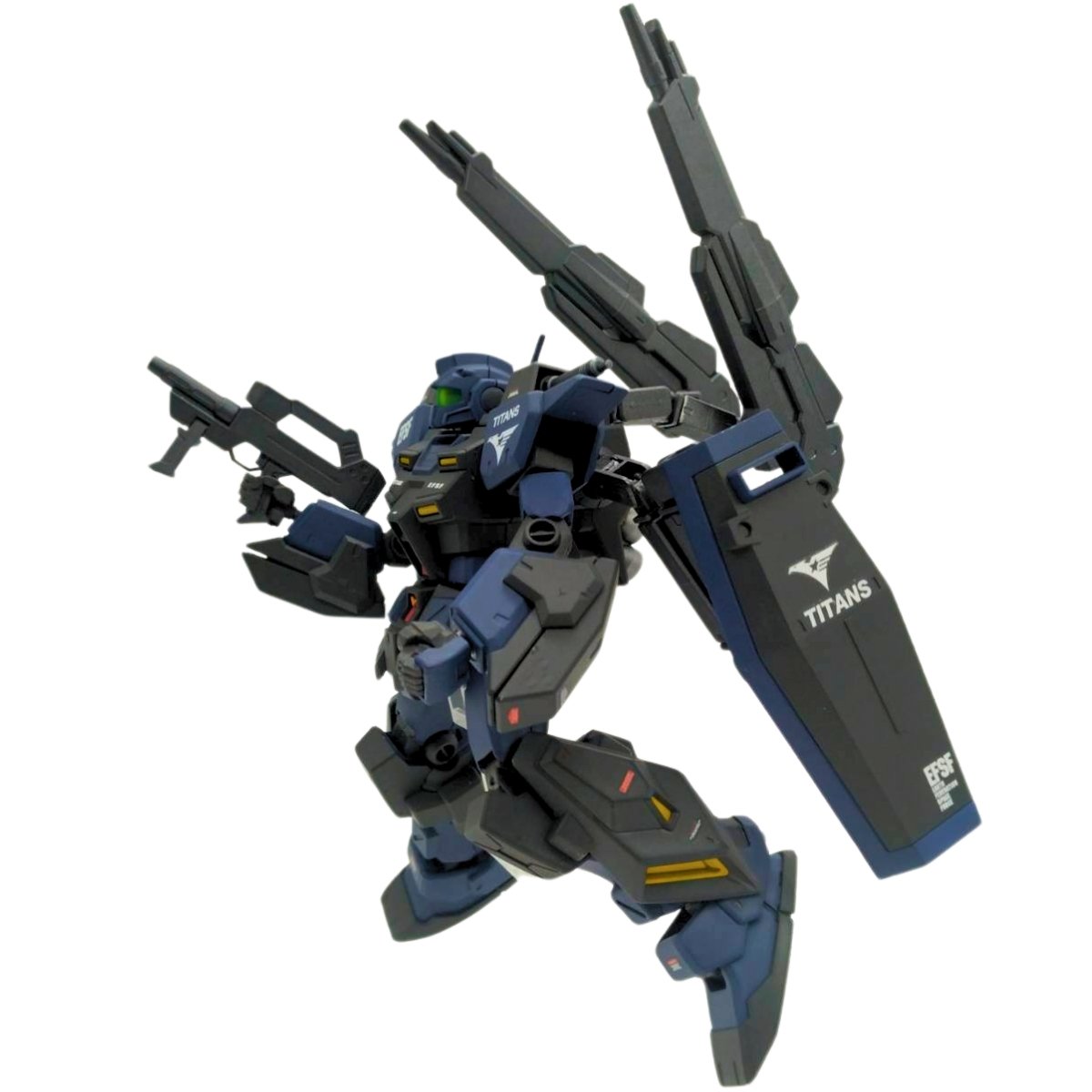 powredgmcardigan-t-8-posing-11