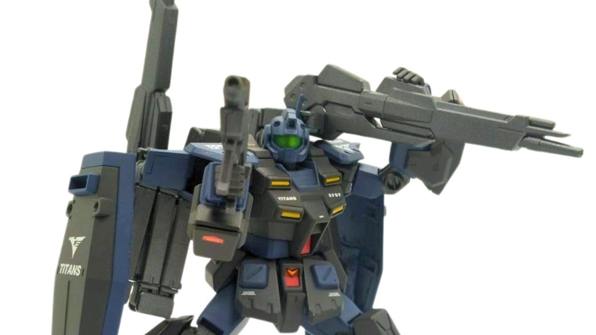 powredgmcardigan-t-8-posing-last
