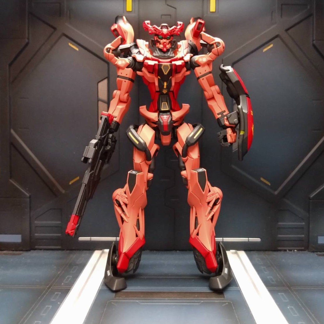 red-gquuuuuux-07-01