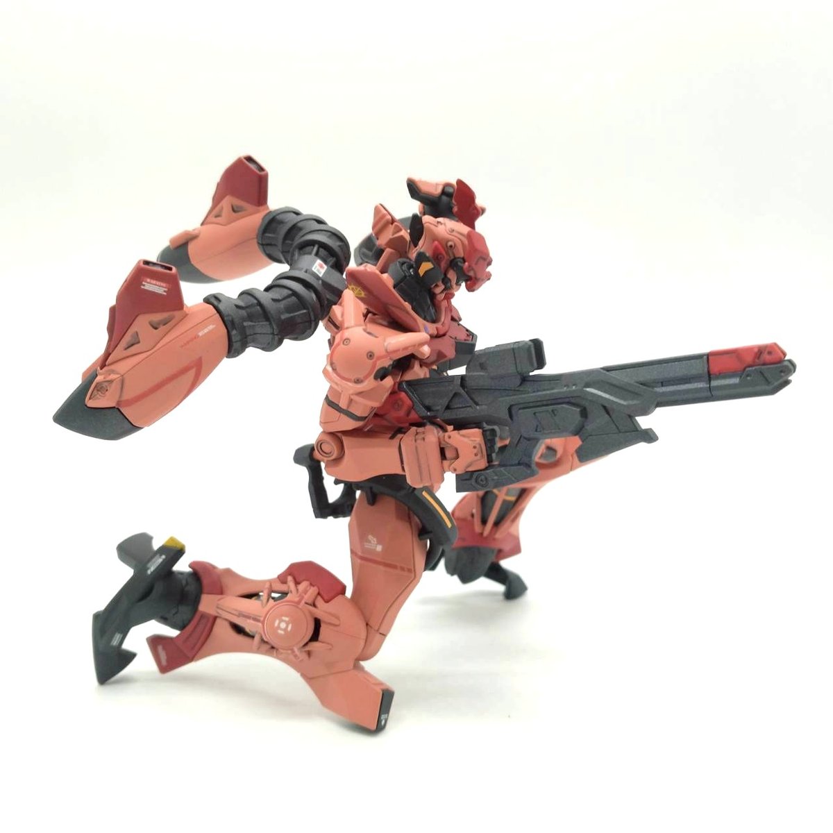 red-gquuuuuux-08-12