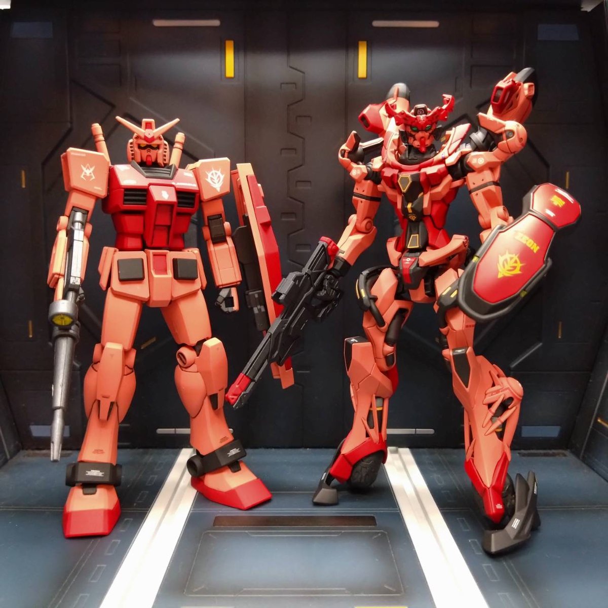red-gquuuuuux-08-18