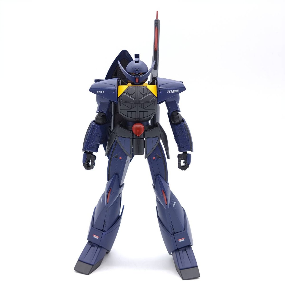 turn-a-titans-2-detail-7