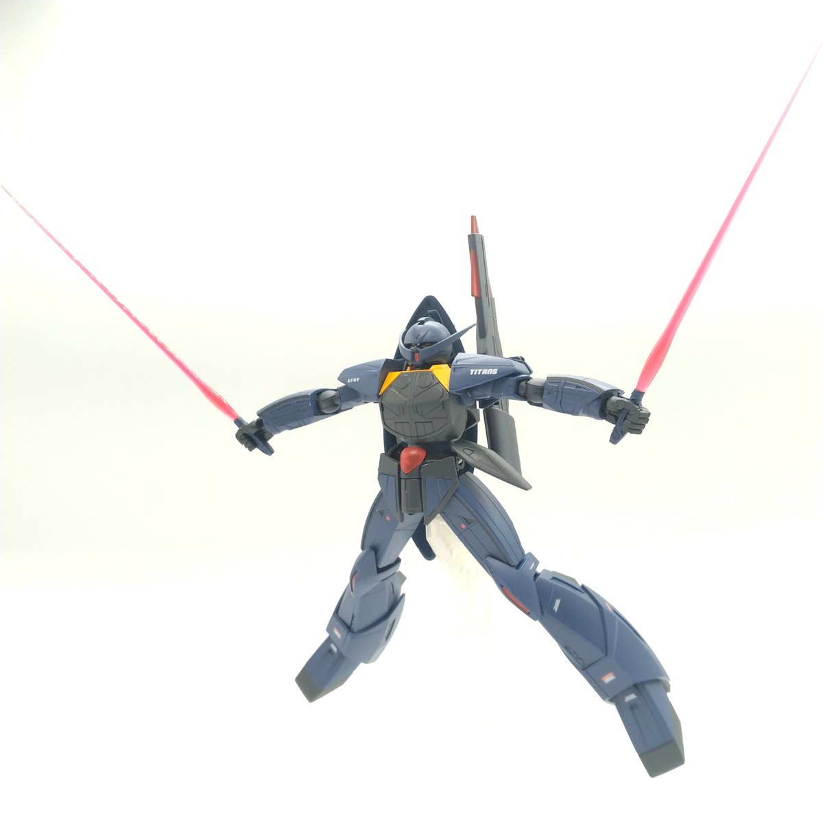 turna-titans-8-posing-10