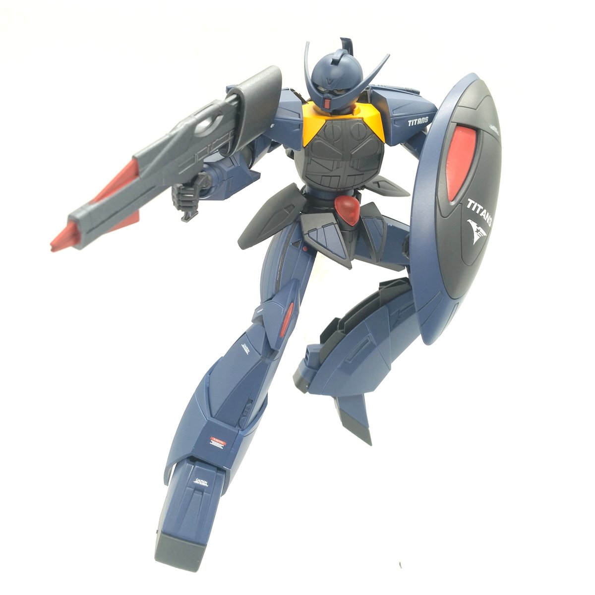 turna-titans-8-posing-5