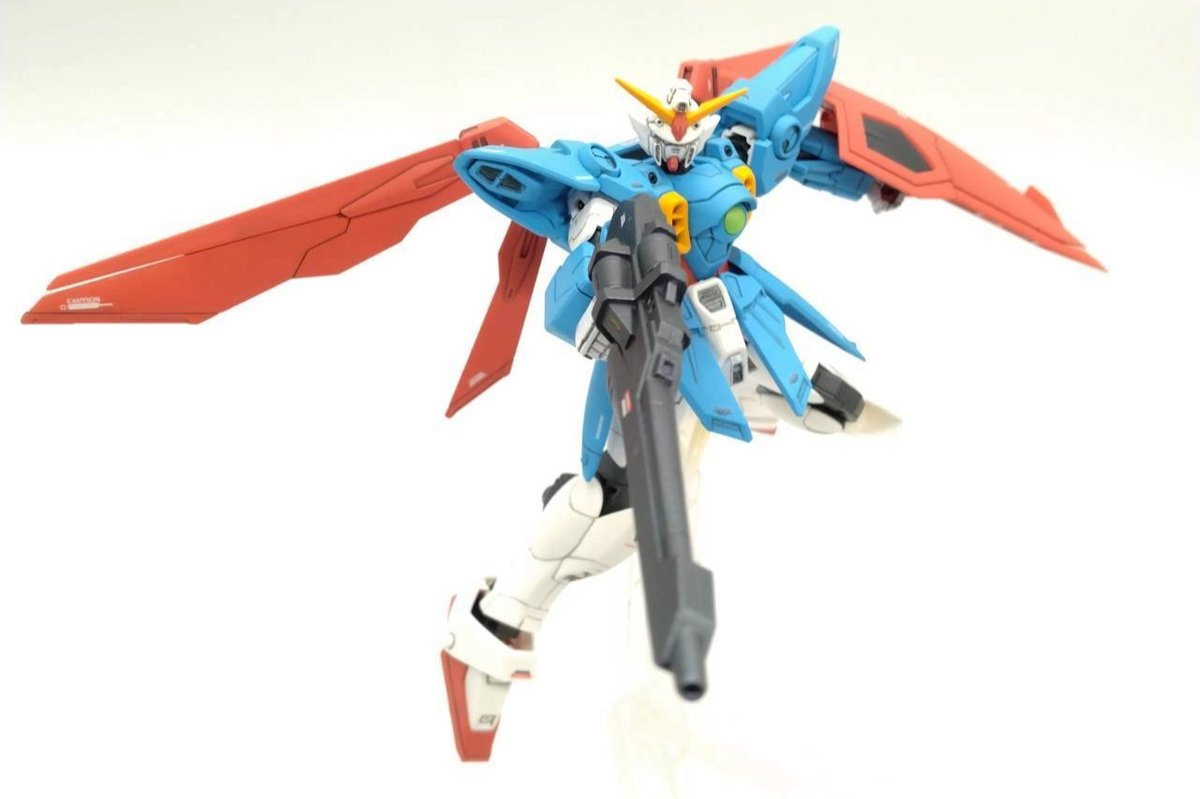 winggundam-ggun-8-posing-13